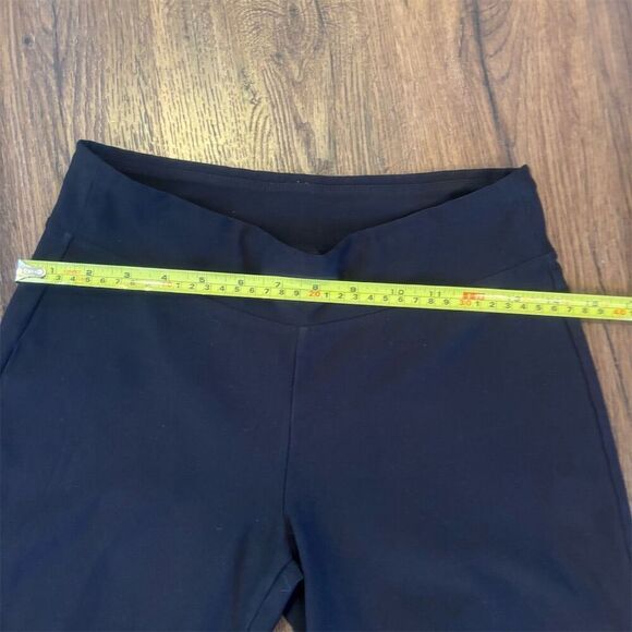 Nike Women's XS Black Cropped Leggings Dri-FIT Running Yoga Athleisure - Picture 7 of 7